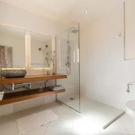 Son Serra, Pool And Chill Out Close To The Villa *