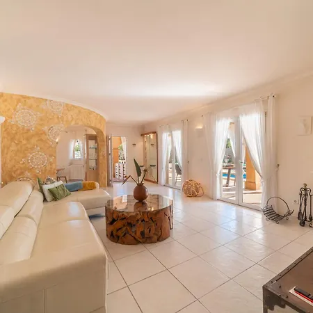 Son Serra, Pool And Chill Out Close To The Villa Son Serra de Marina