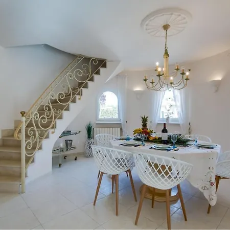 Son Serra, Pool And Chill Out Close To The Son Serra de Marina